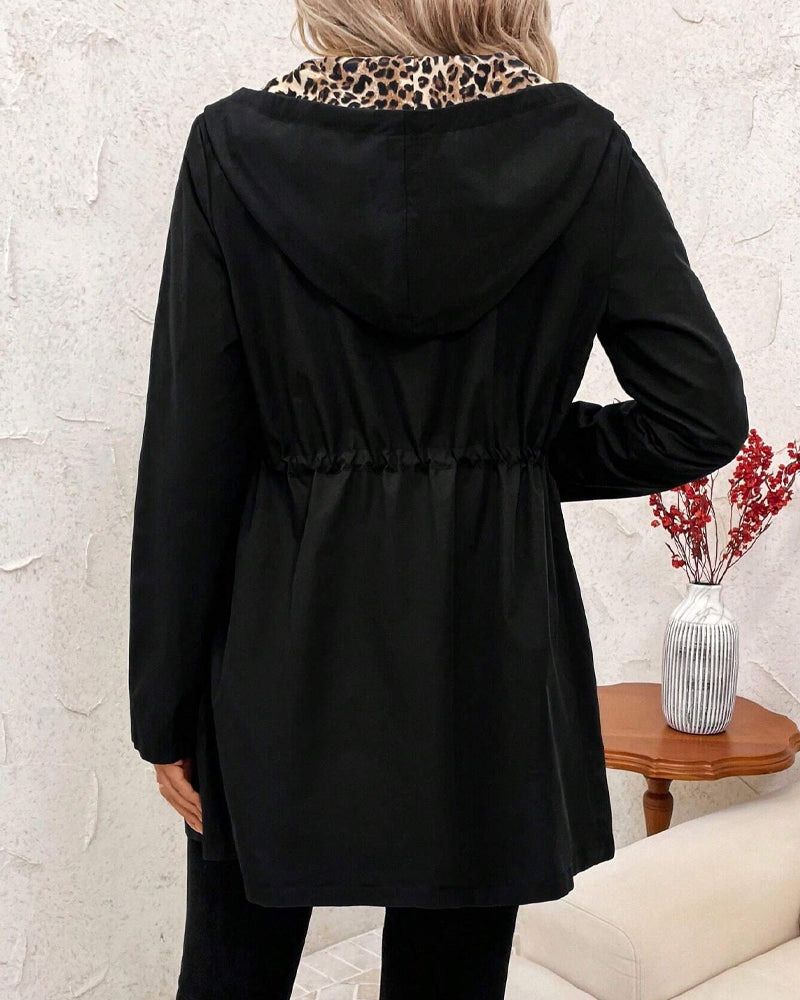 Abrigo reversible con capucha – leopardo y liso
