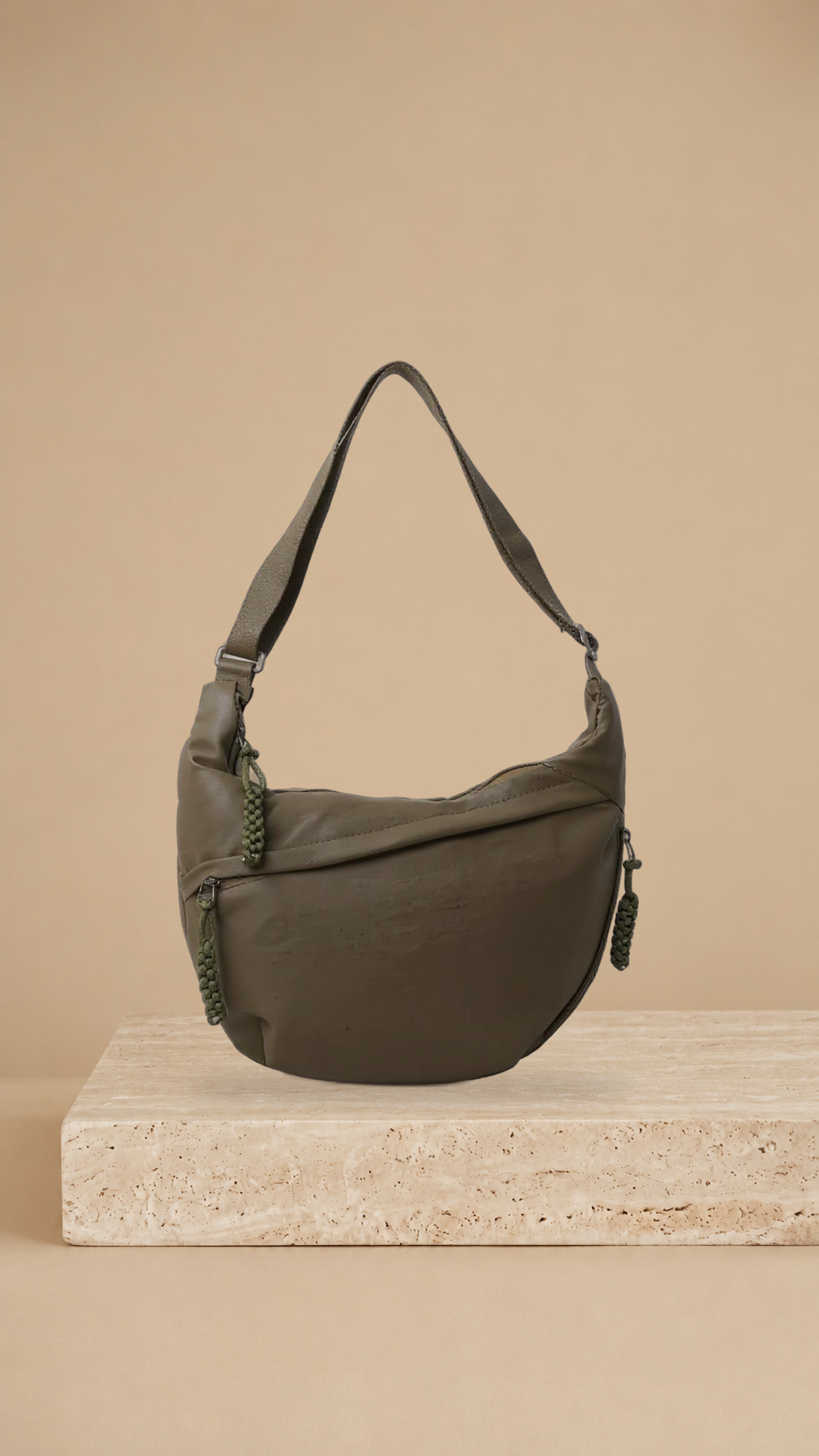 Bolso de Hombro Elegante de Nylon