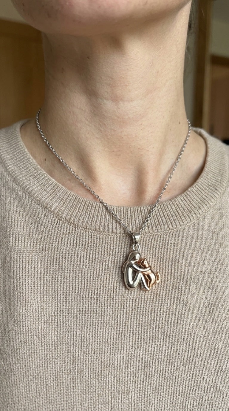 Collar del Abrazo Eterno