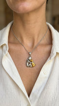 Collar del Abrazo Eterno
