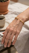 Pulsera elegante en oro