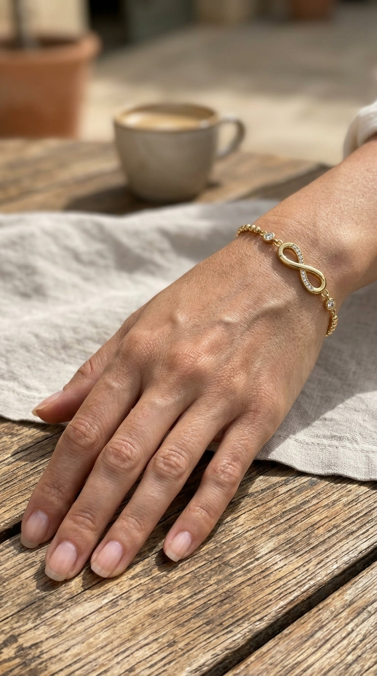Pulsera ajustable chic en oro rosa con forma de infinito