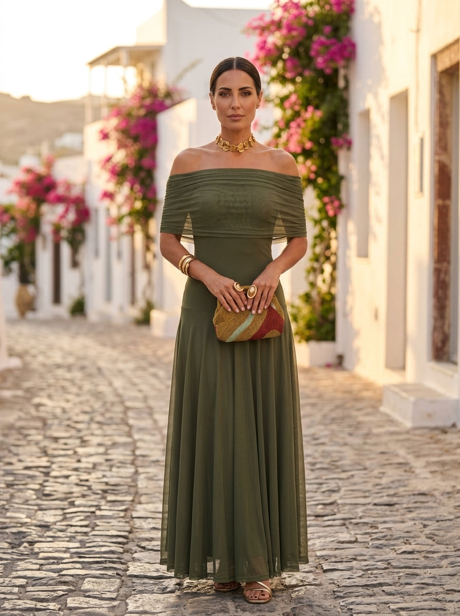 Toledo, vestido largo de tul verde kaki con hombros descubiertos